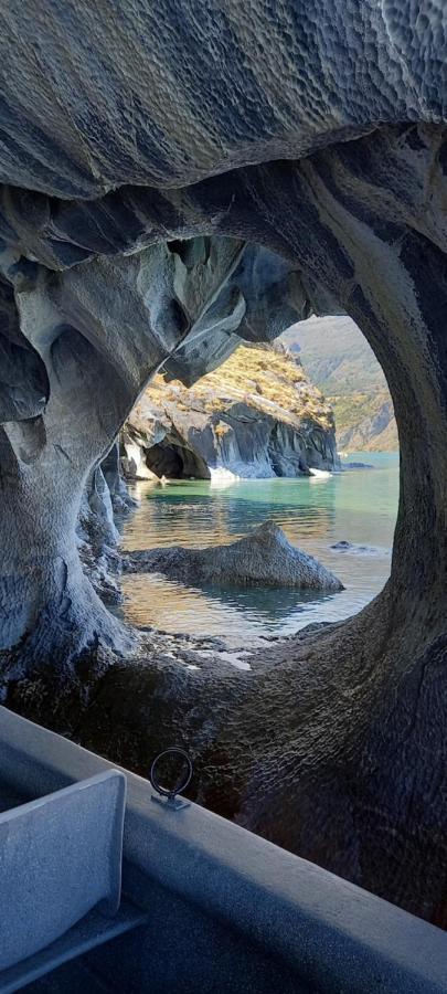 Cabana Cavernas Austral Puerto Sanchez Villa Luaran gambar